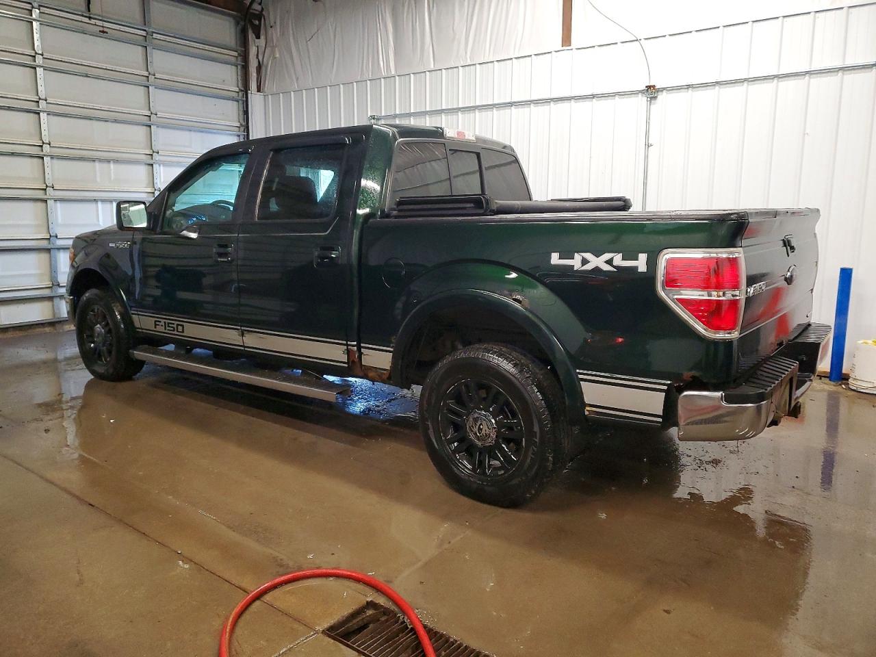 2013 FORD F150 SUPERCREW photo 2