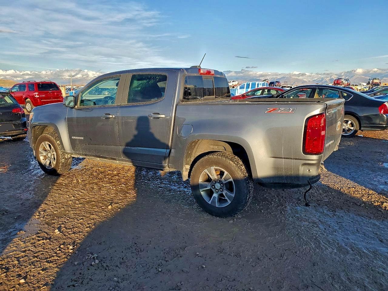 2019 CHEVROLET COLORADO Z71 photo 2