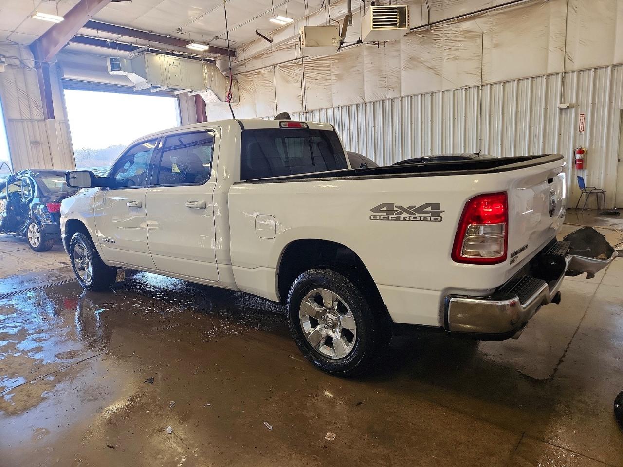 2021 RAM 1500 BIG HORN photo 2