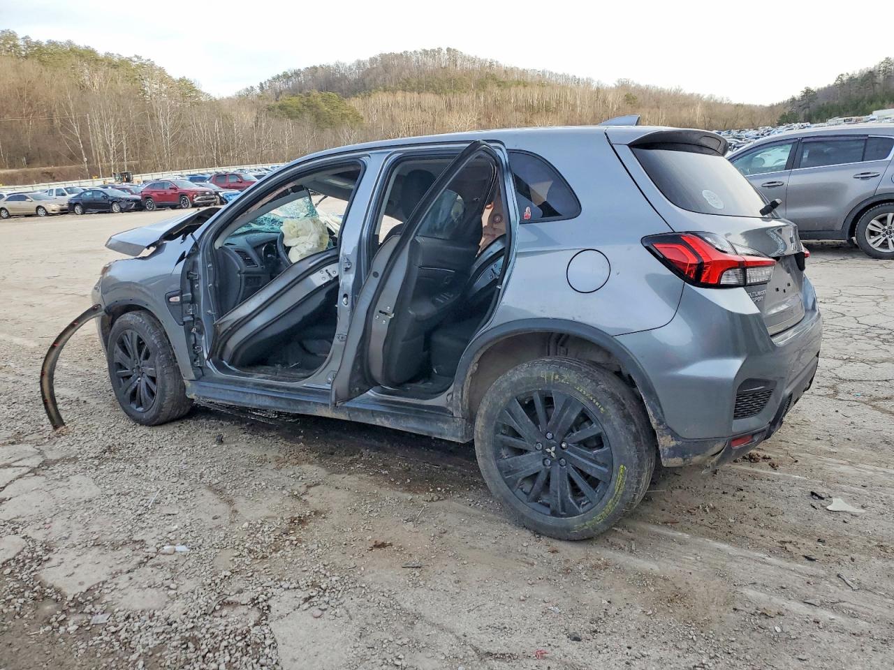 2023 MITSUBISHI OUTLANDER SPORT S/SE photo 2