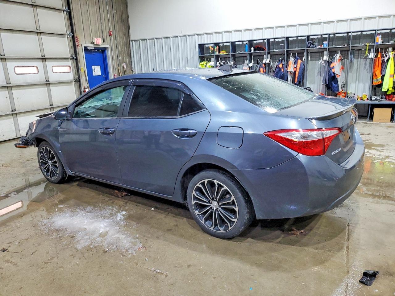 2014 TOYOTA COROLLA S PLUS photo 2