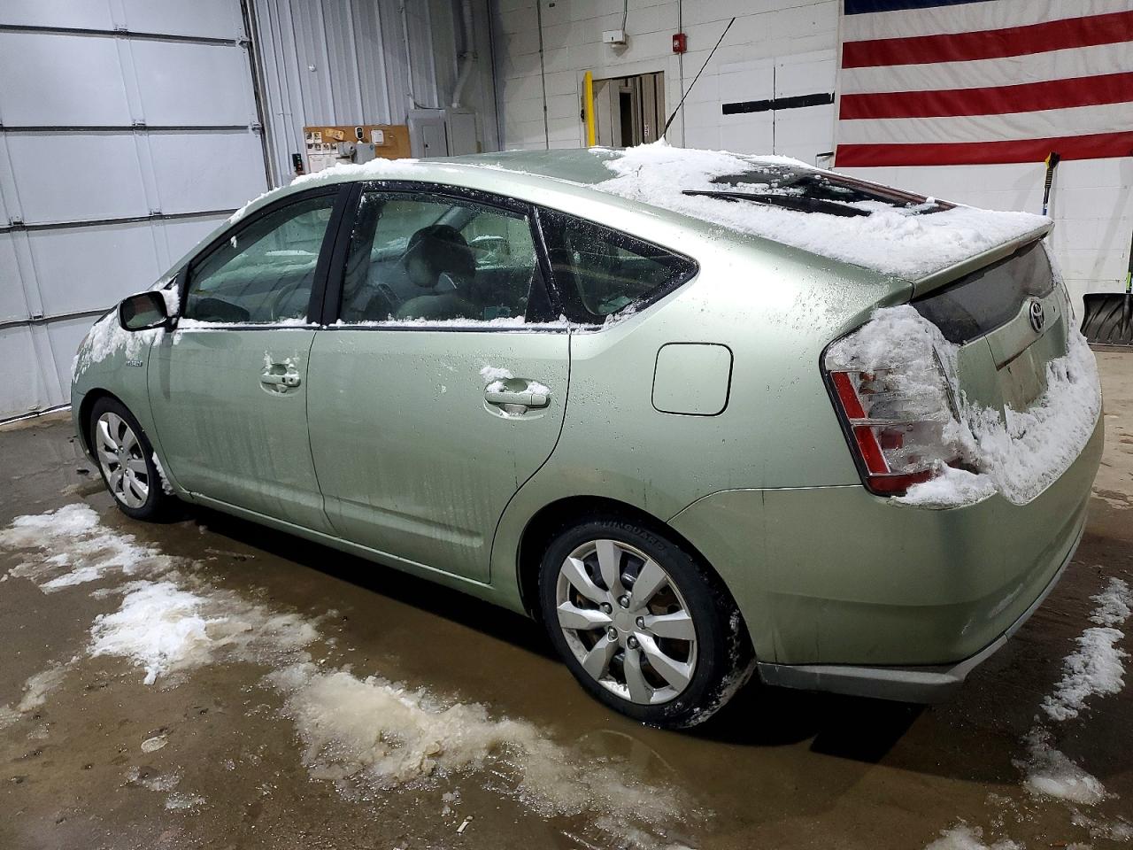 2008 TOYOTA PRIUS photo 2