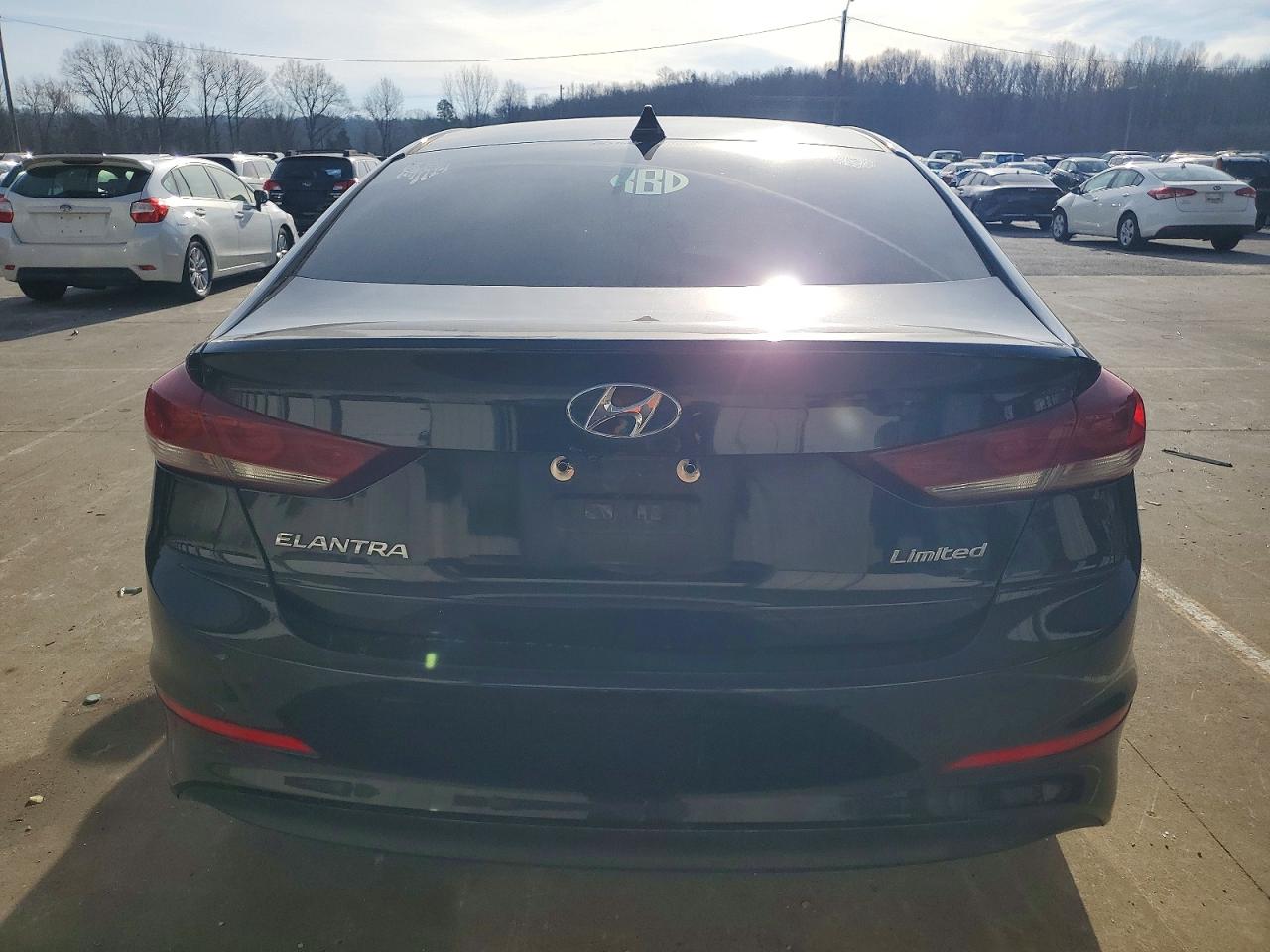 2018 HYUNDAI ELANTRA SEL photo 6