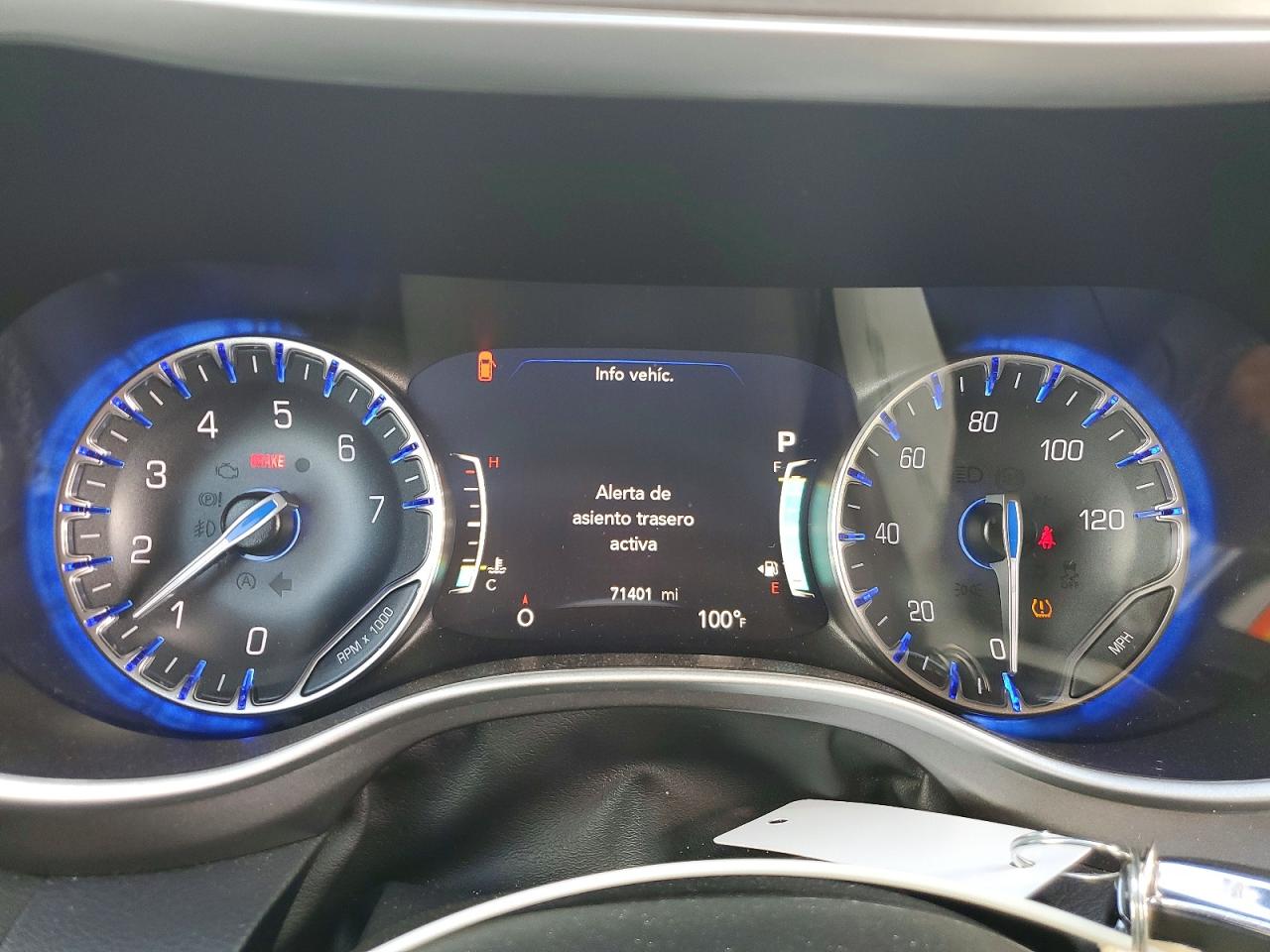 2024 CHRYSLER PACIFICA TOURING L photo 17