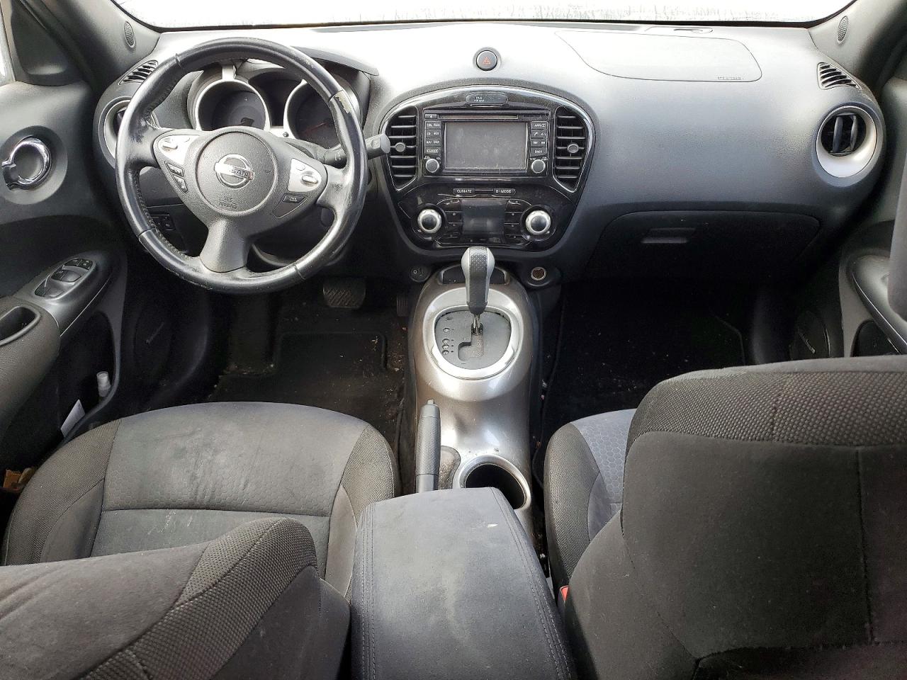 2015 NISSAN JUKE S photo 8