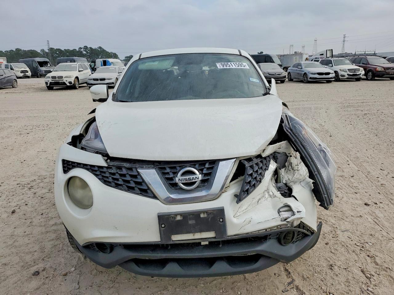 2015 NISSAN JUKE S photo 5