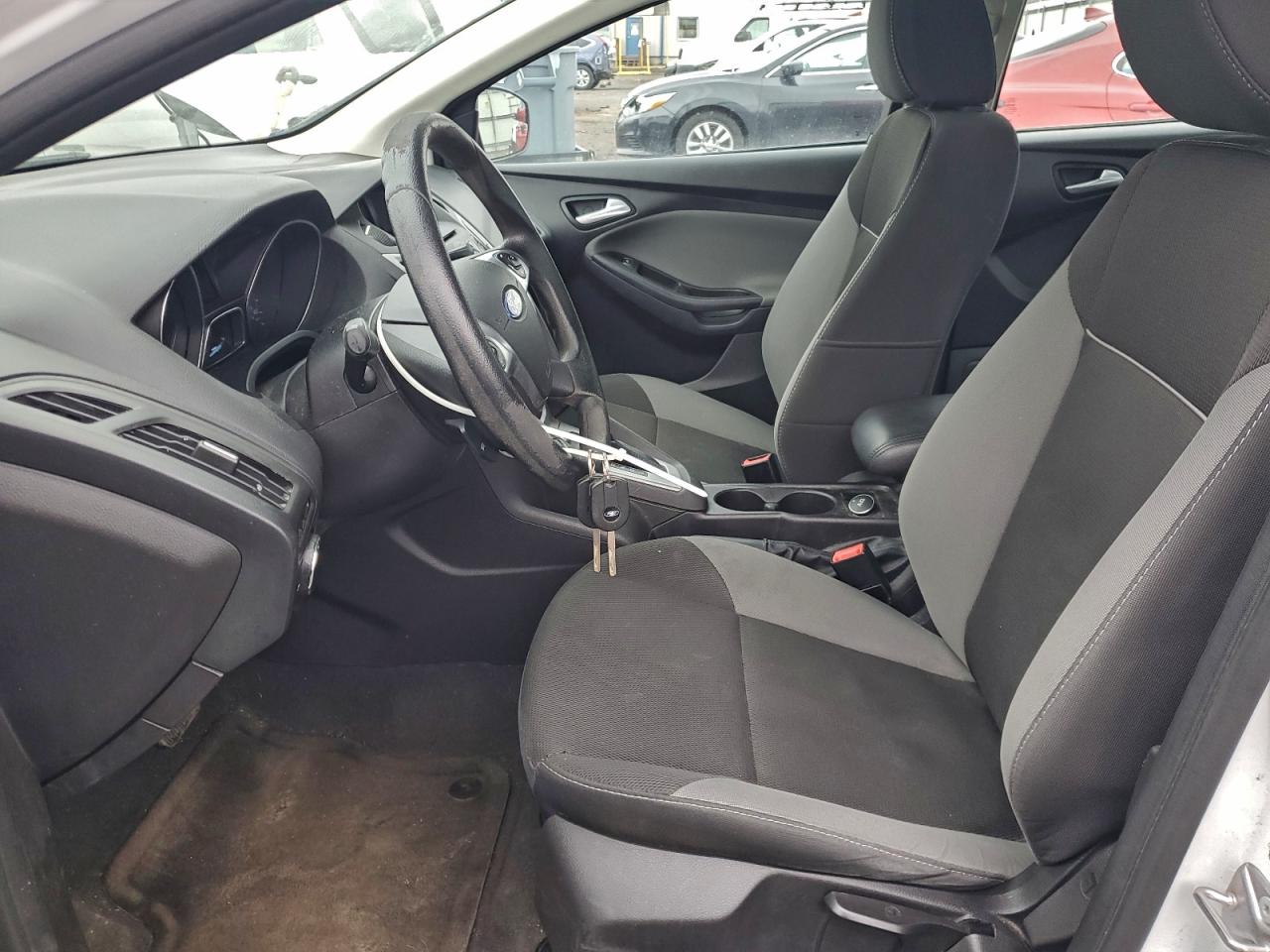 2014 FORD FOCUS SE photo 7
