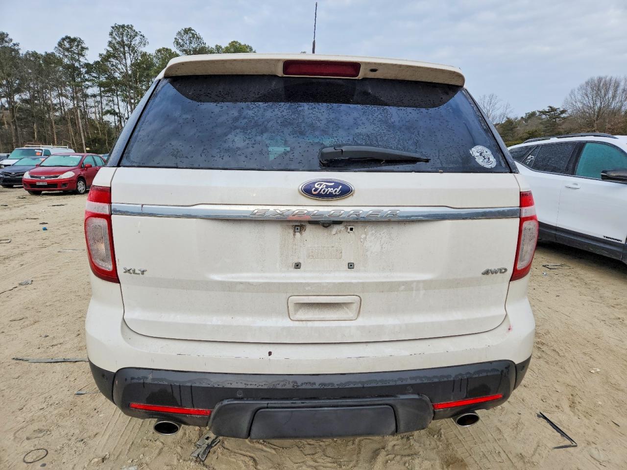 2013 FORD EXPLORER XLT photo 6