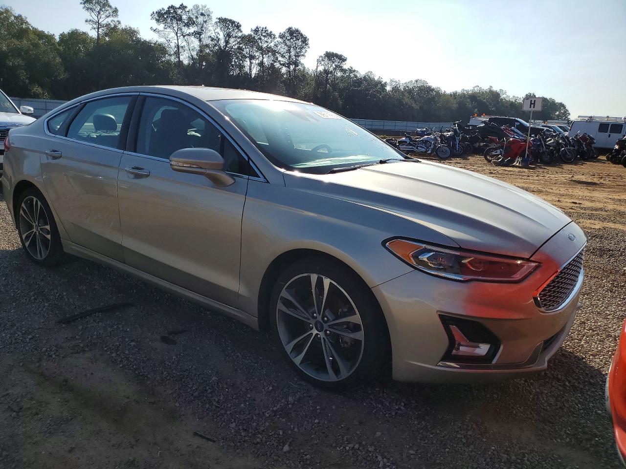 2019 FORD FUSION TITANIUM photo 4