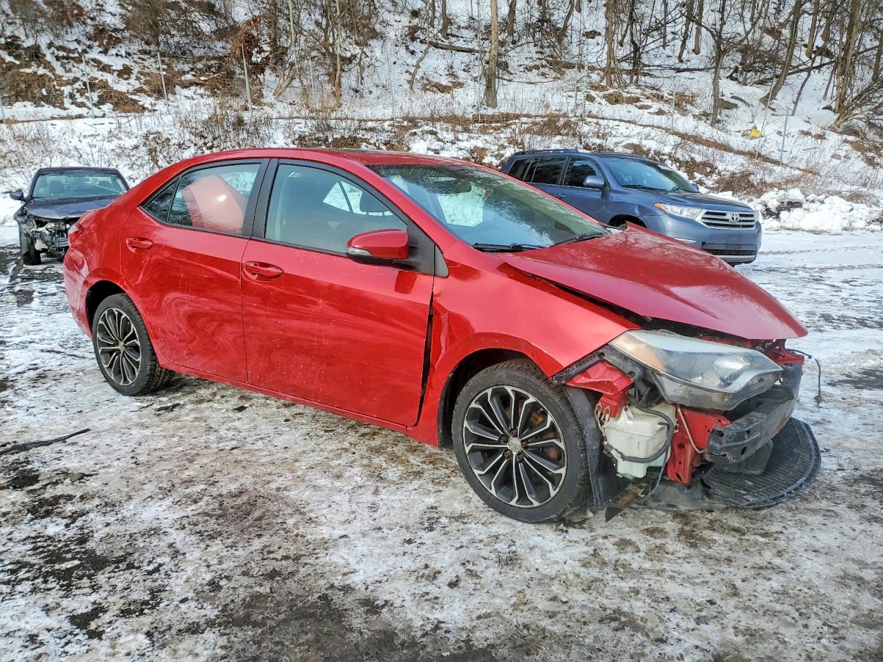 2014 TOYOTA COROLLA L photo 4
