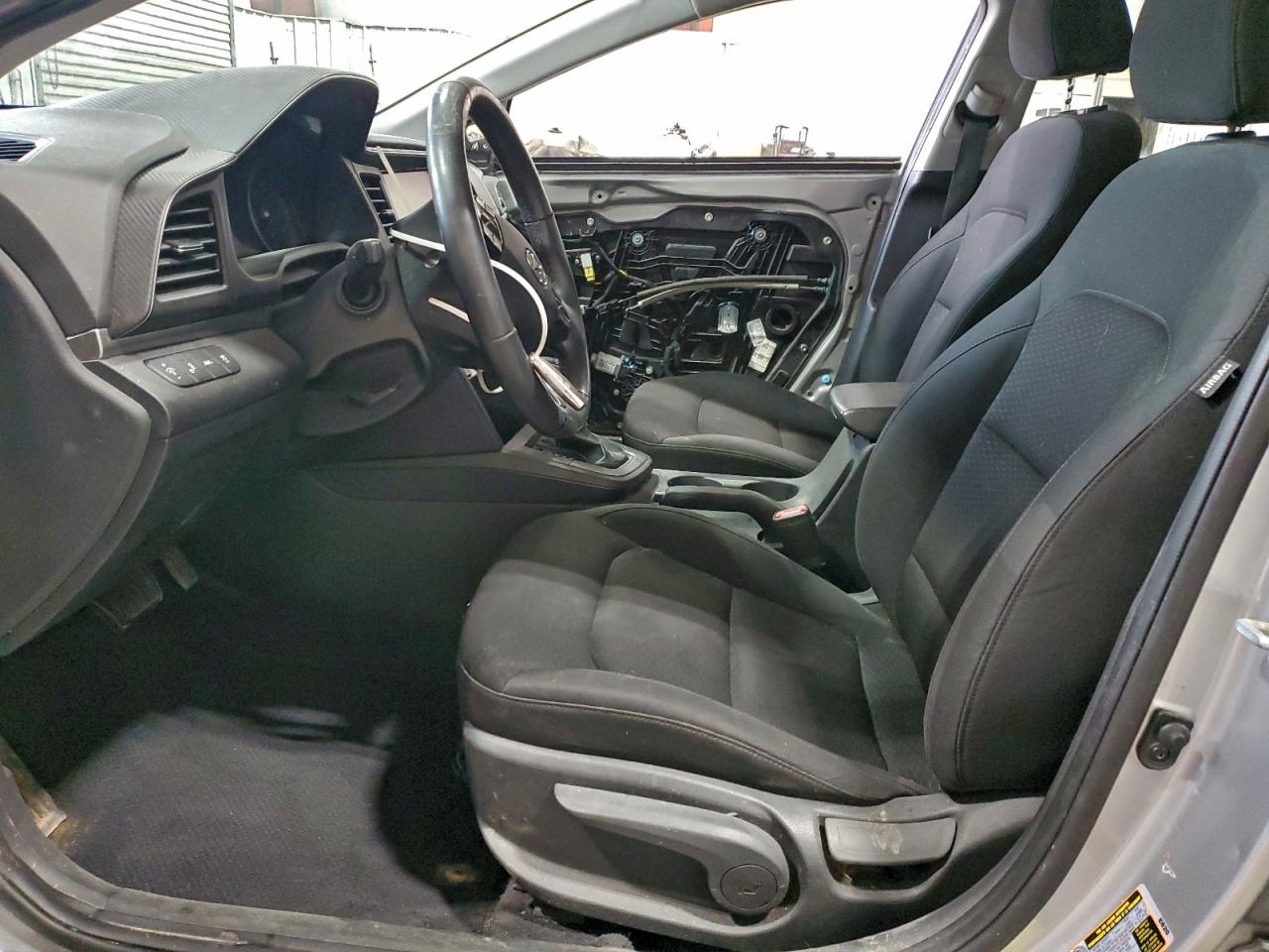 2020 HYUNDAI ELANTRA SEL photo 13