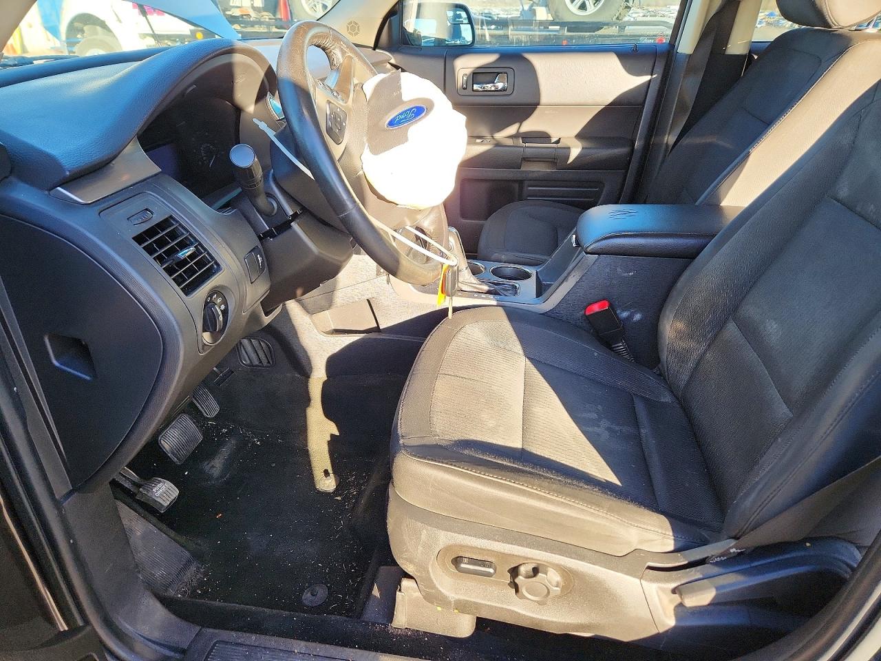 2015 FORD FLEX SE photo 7