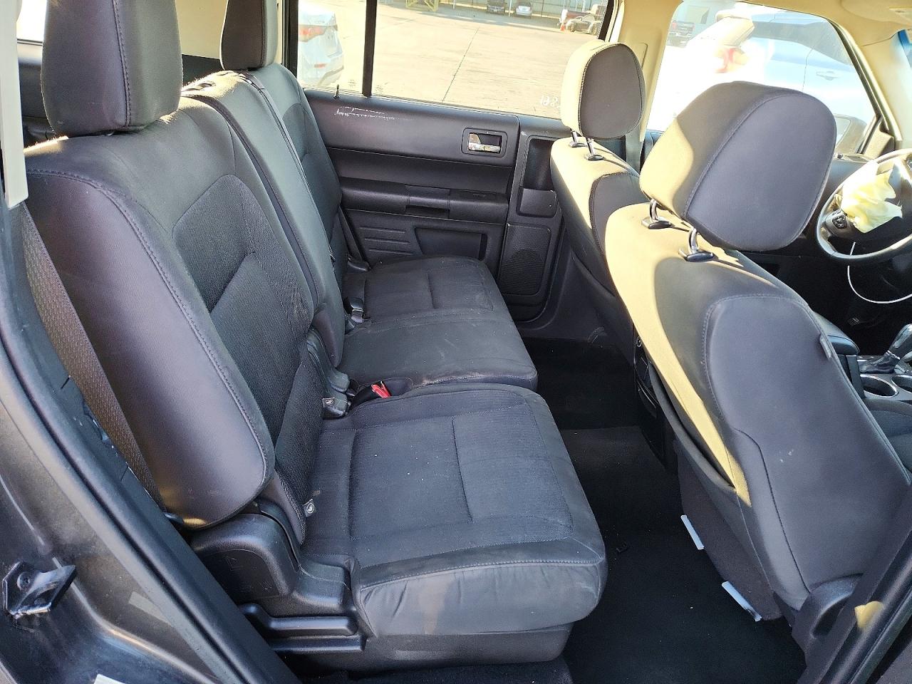 2015 FORD FLEX SE photo 11