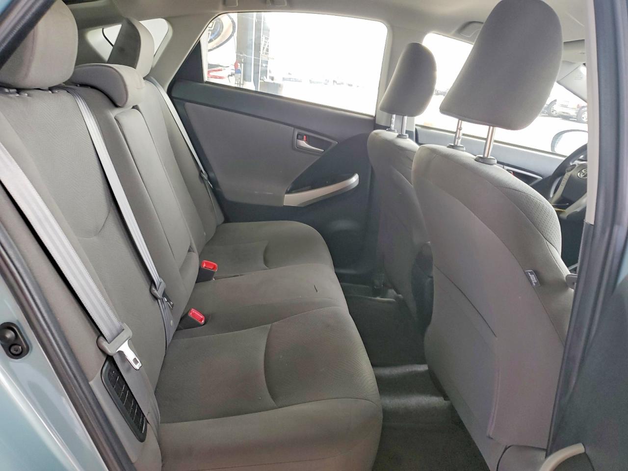 2013 TOYOTA PRIUS photo 10