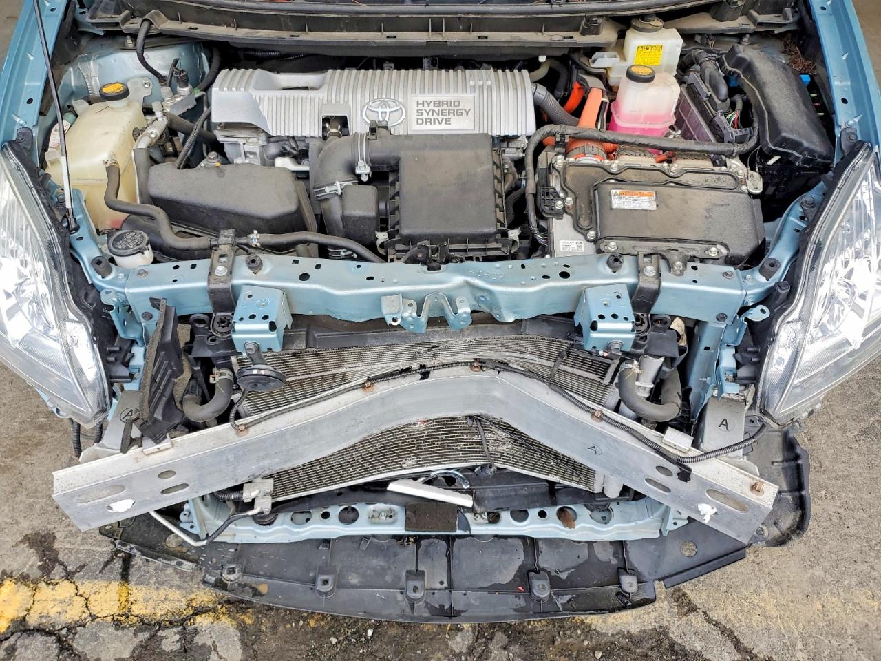 2013 TOYOTA PRIUS photo 11
