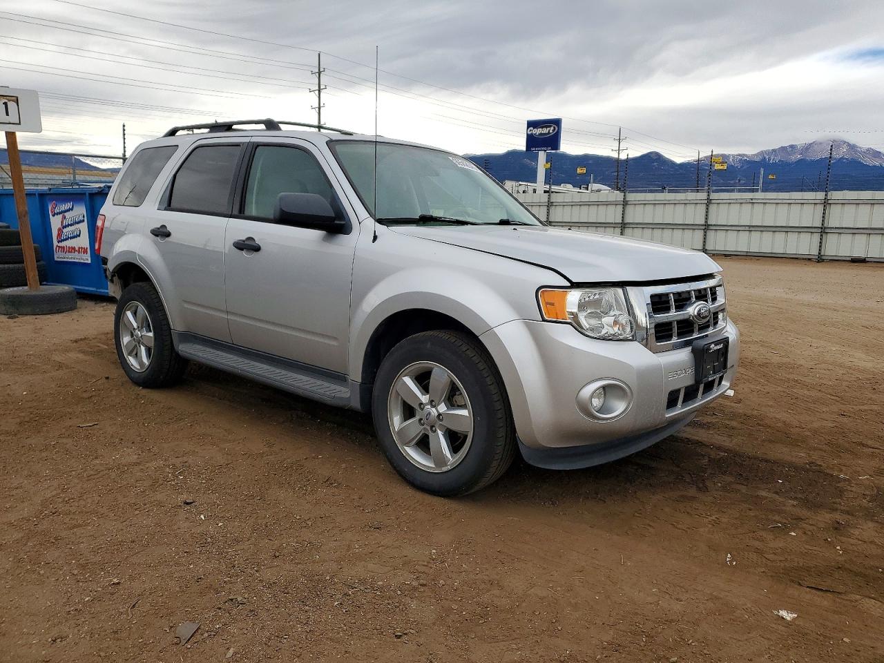 2012 FORD ESCAPE XLT photo 4