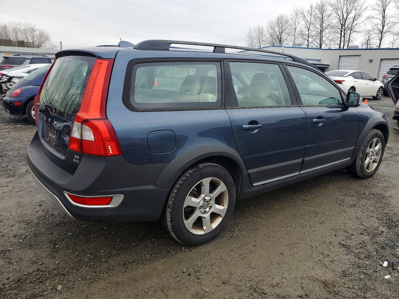 2008 VOLVO XC70 photo 3