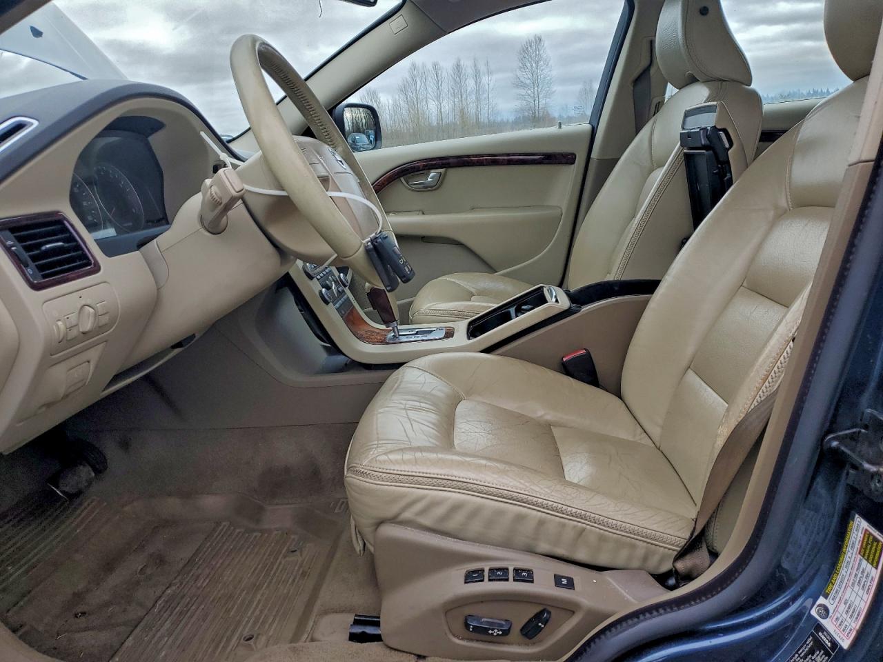 2008 VOLVO XC70 photo 7