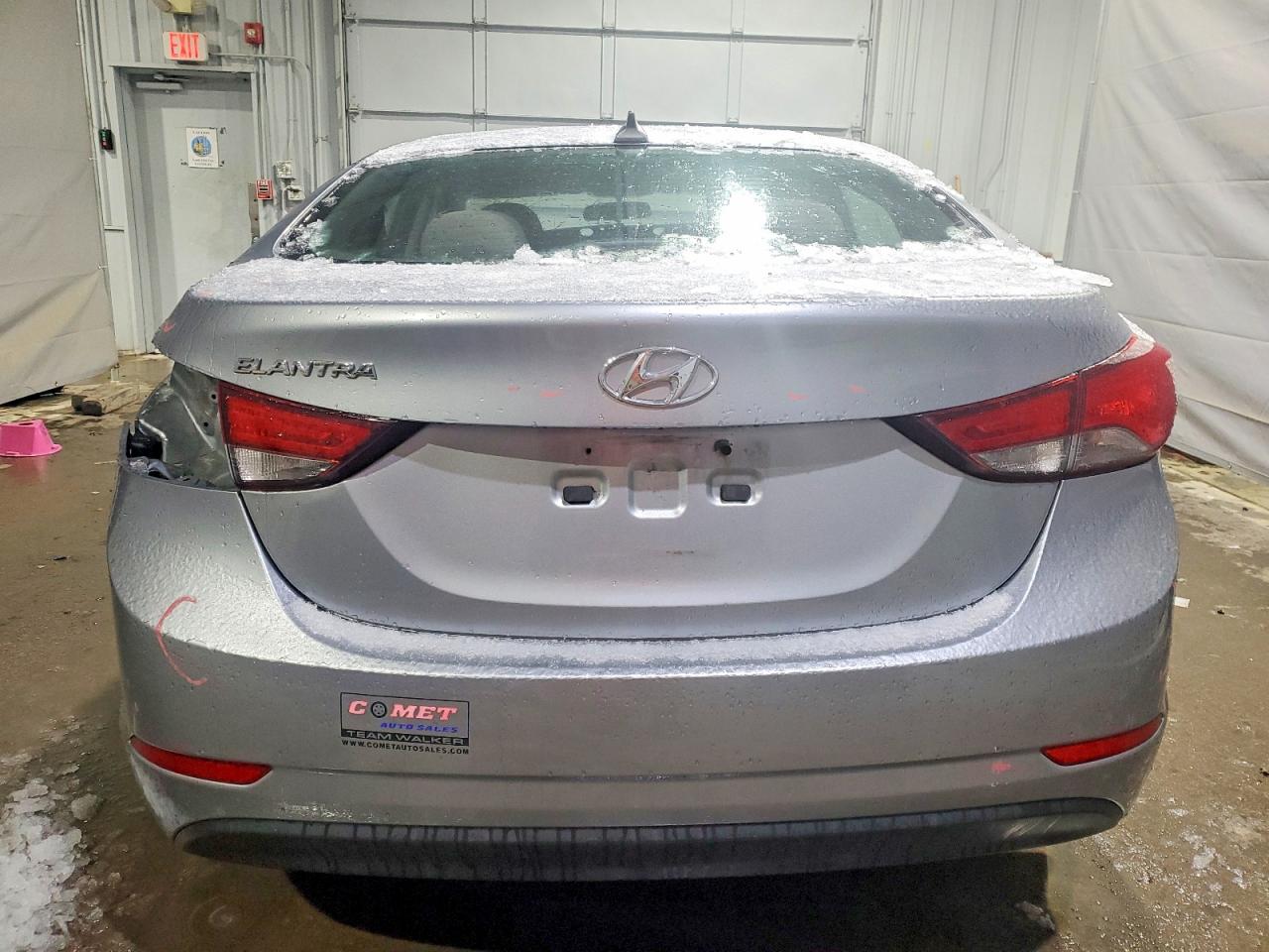 2016 HYUNDAI ELANTRA SE photo 6