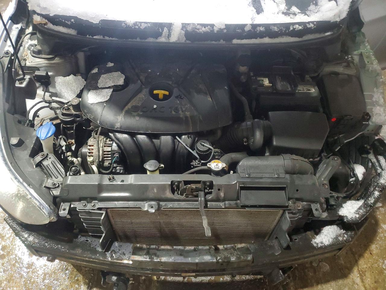 2016 HYUNDAI ELANTRA SE photo 11