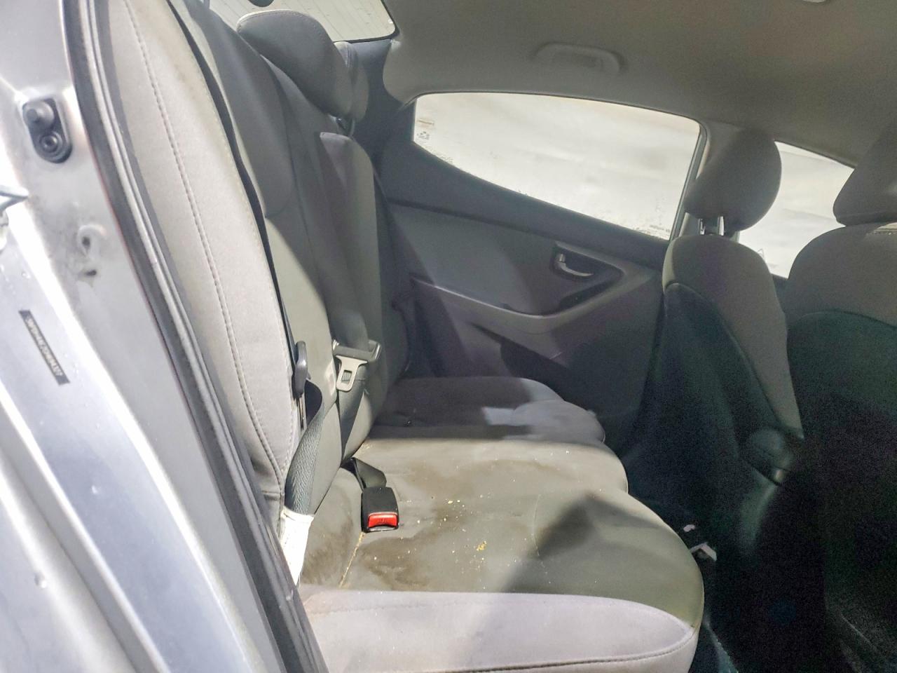 2016 HYUNDAI ELANTRA SE photo 10