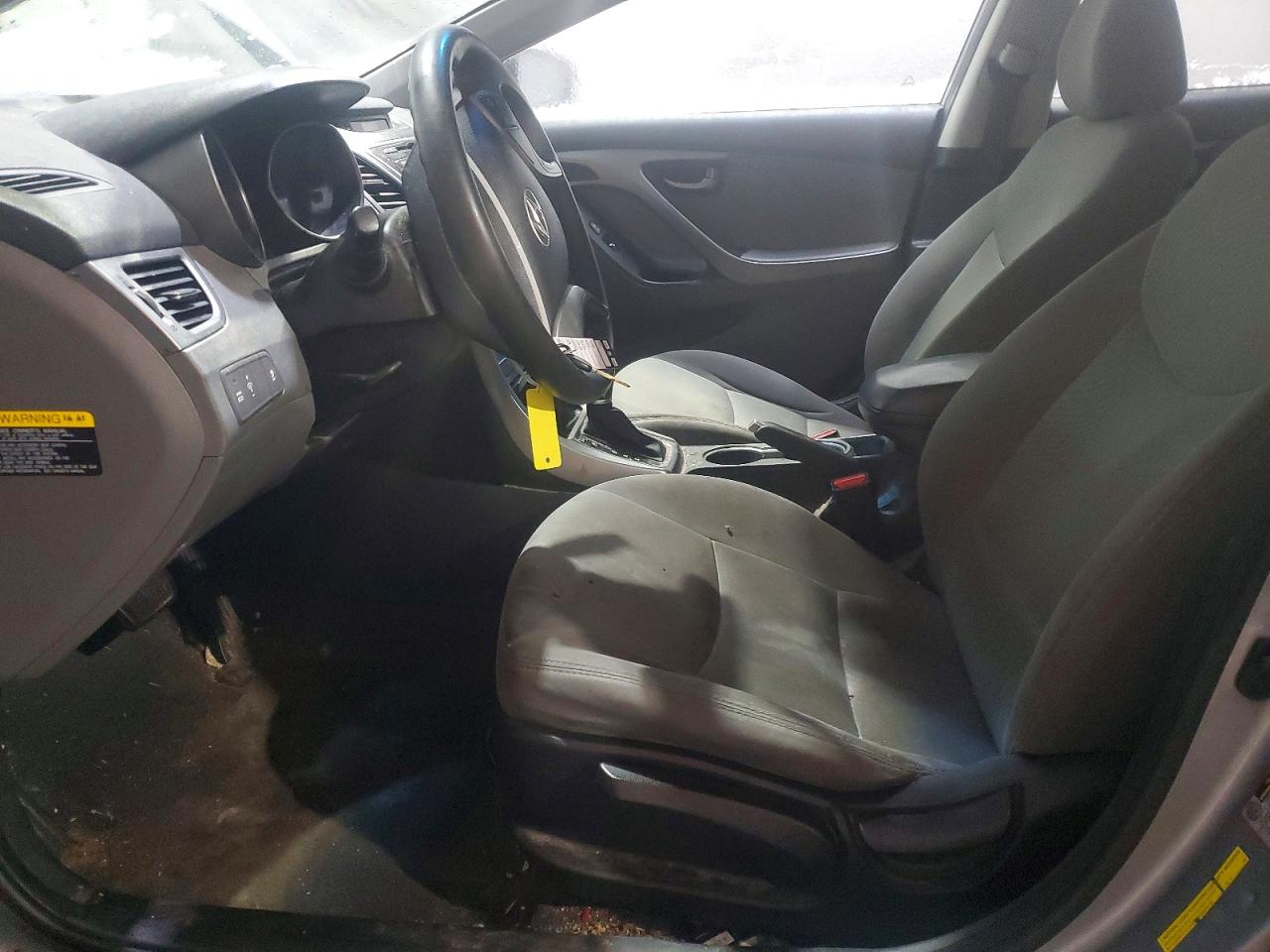 2016 HYUNDAI ELANTRA SE photo 7