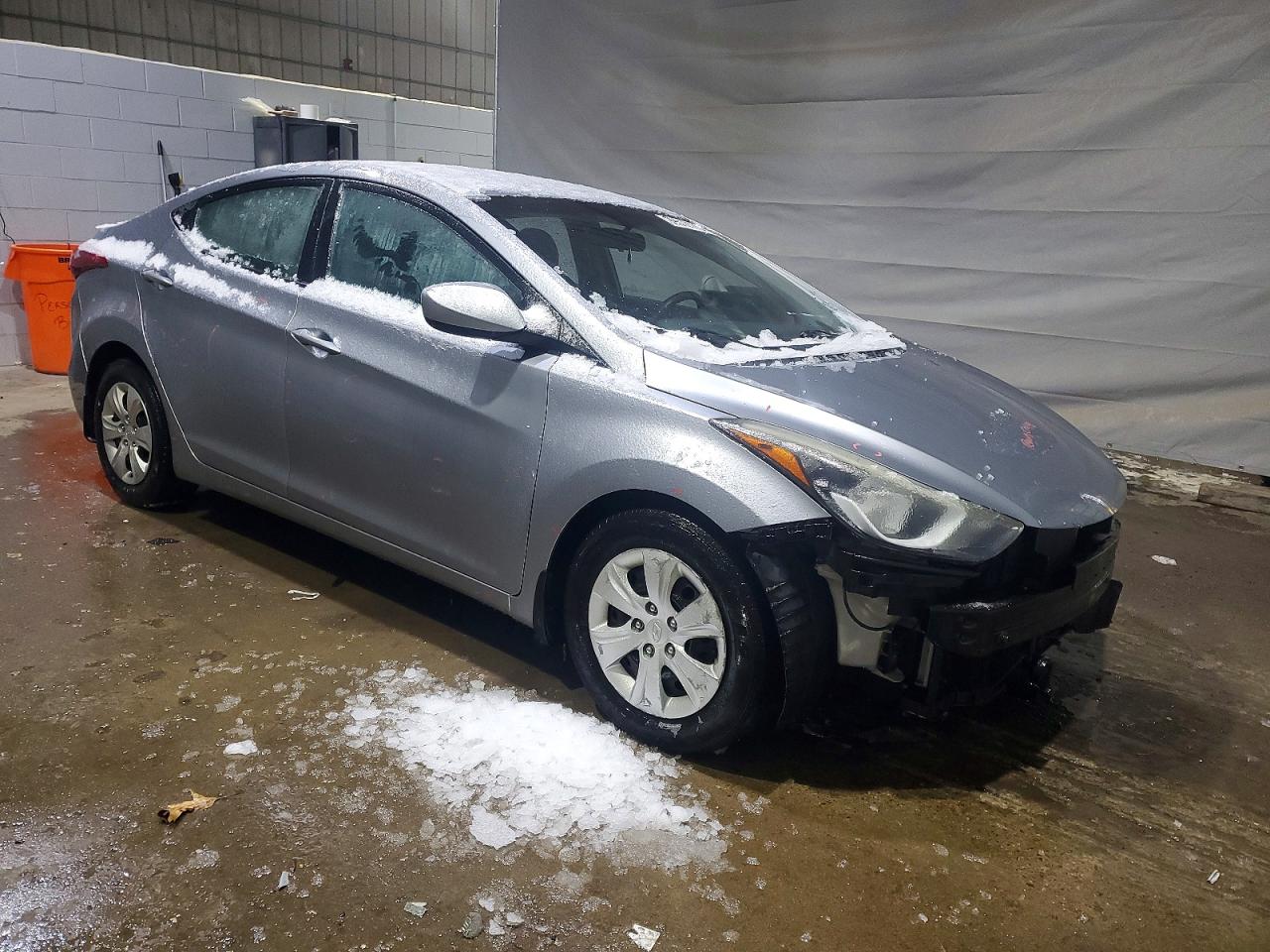 2016 HYUNDAI ELANTRA SE photo 4