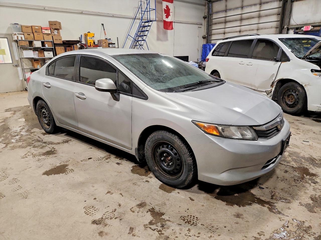 2012 HONDA CIVIC LX photo 4