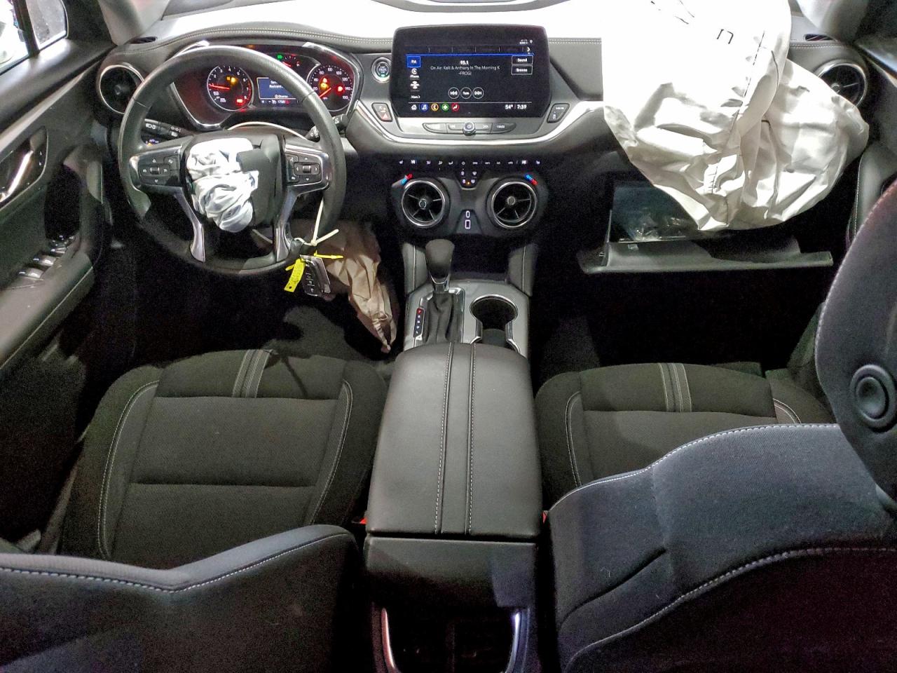 2025 CHEVROLET BLAZER 2LT photo 8