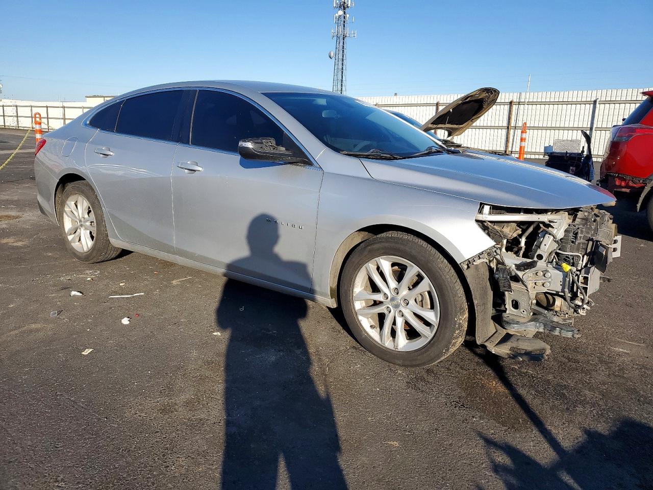 2018 CHEVROLET MALIBU LT photo 4