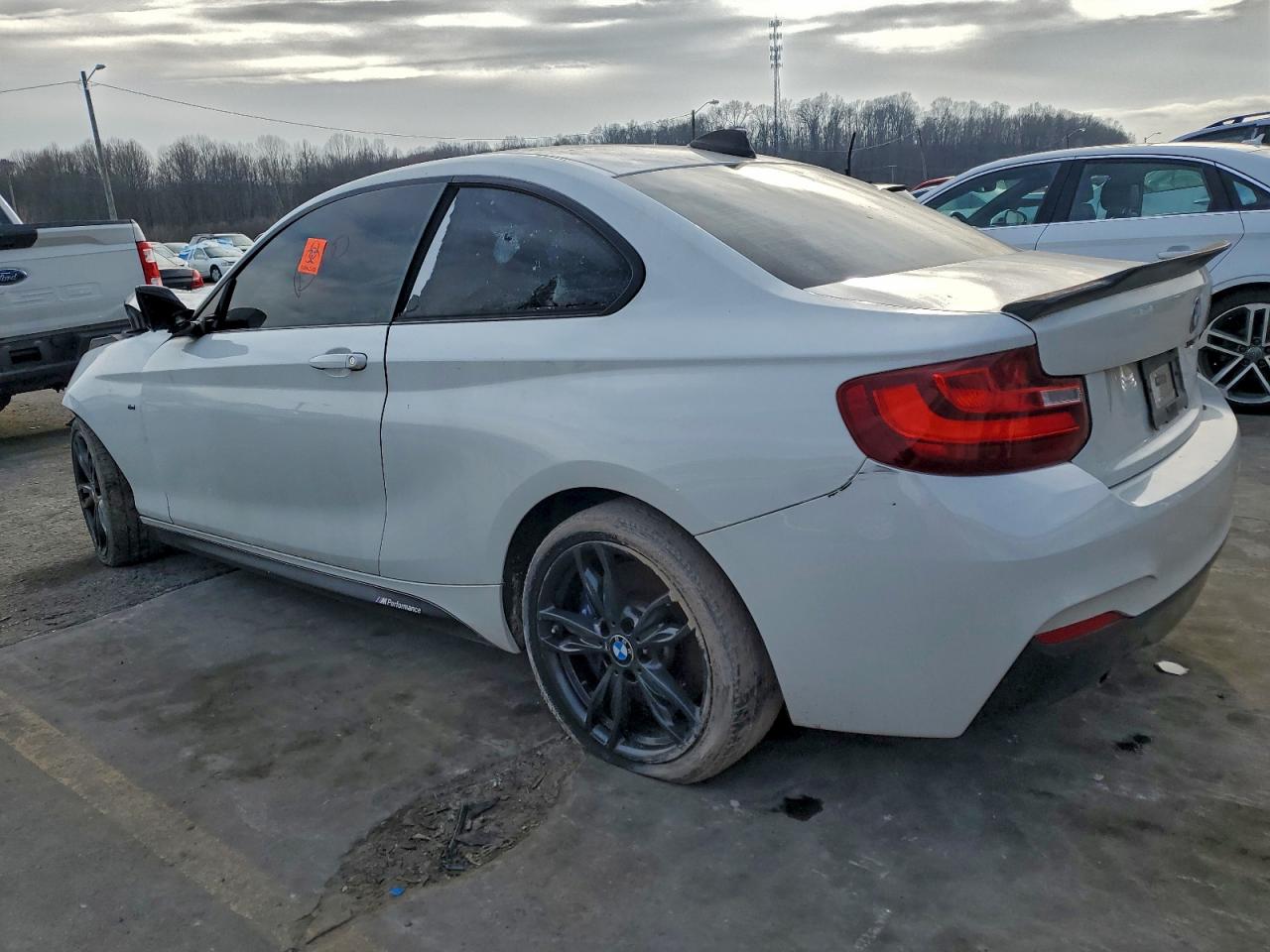 2016 BMW M235XI photo 2