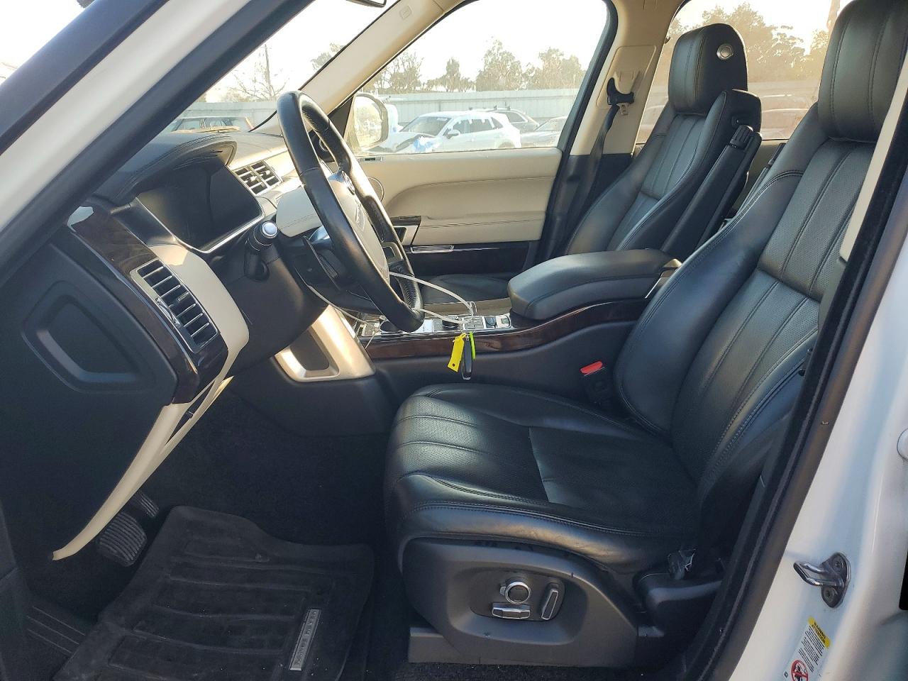 2016 LAND ROVER RANGE ROVER HSE photo 7