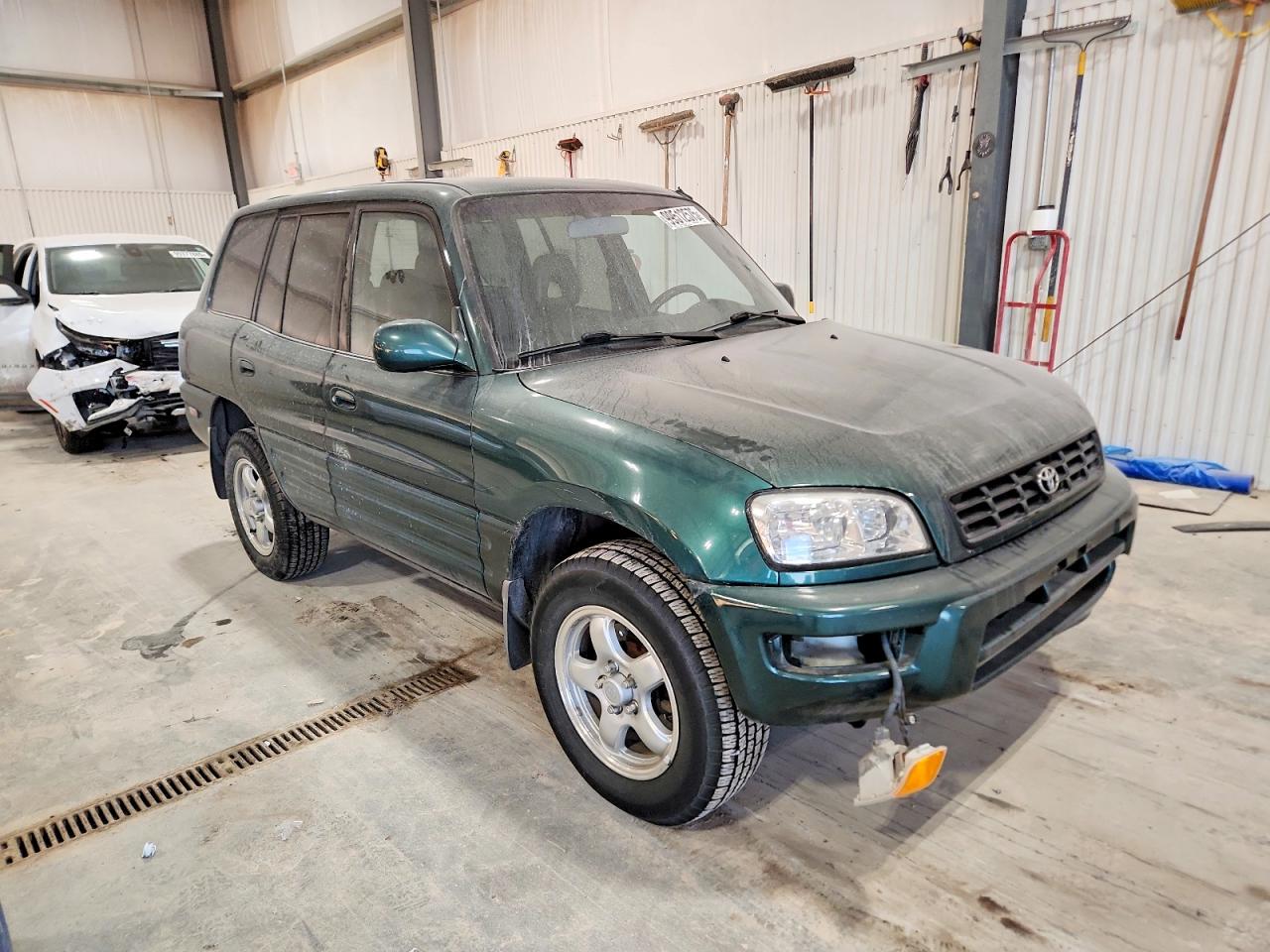 1999 TOYOTA RAV4 photo 4