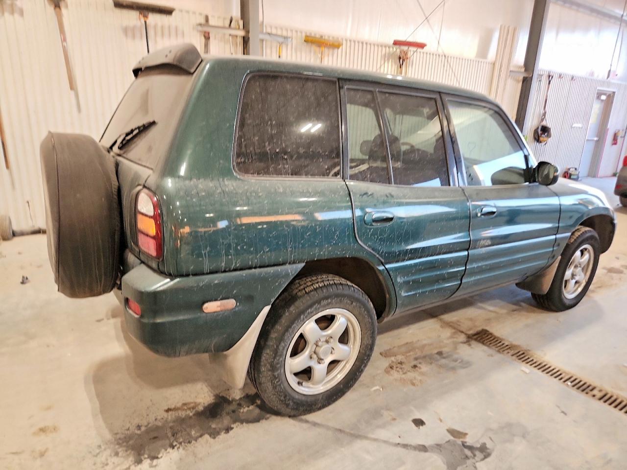 1999 TOYOTA RAV4 photo 3
