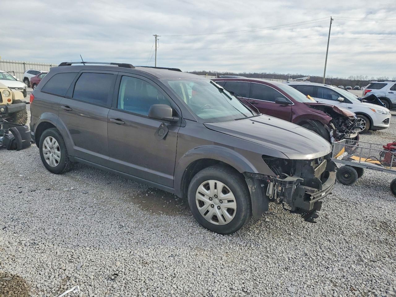 2017 DODGE JOURNEY SE photo 4