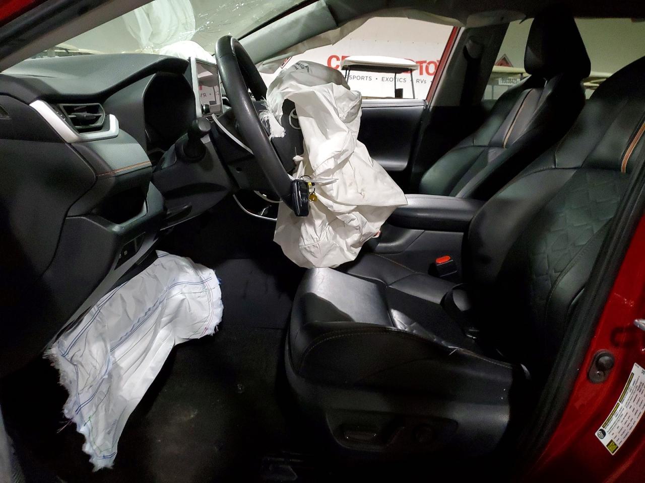 2024 TOYOTA RAV4 ADVENTURE photo 7