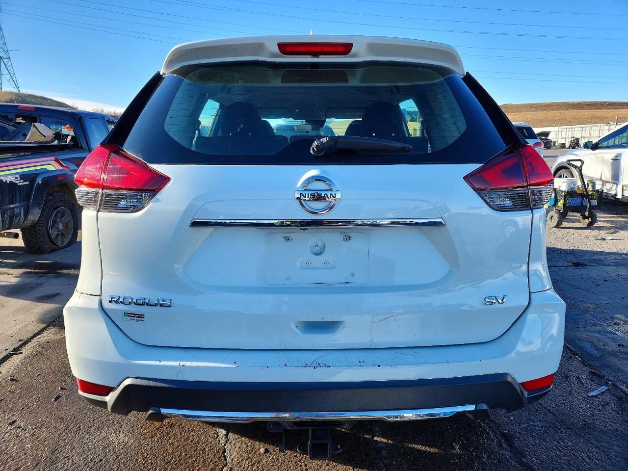 2019 NISSAN ROGUE S photo 6