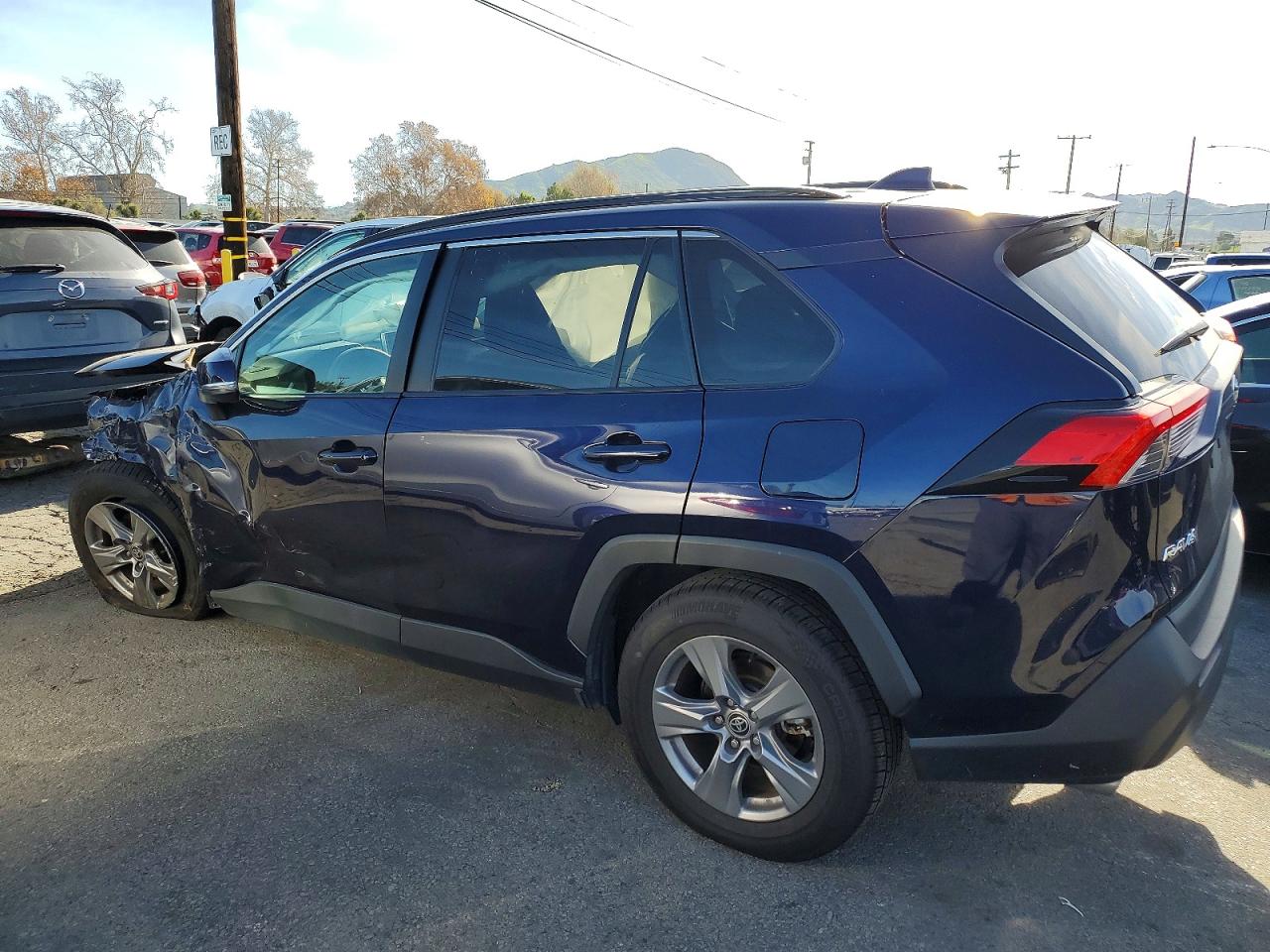2024 TOYOTA RAV4 XLE photo 2