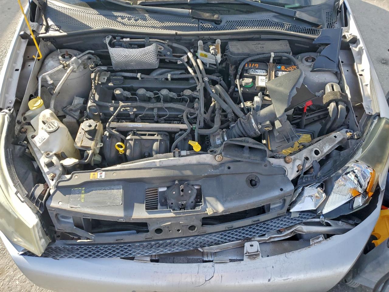2009 FORD FOCUS SE photo 11