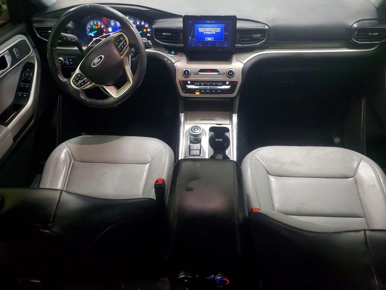2021 FORD EXPLORER XLT photo 8