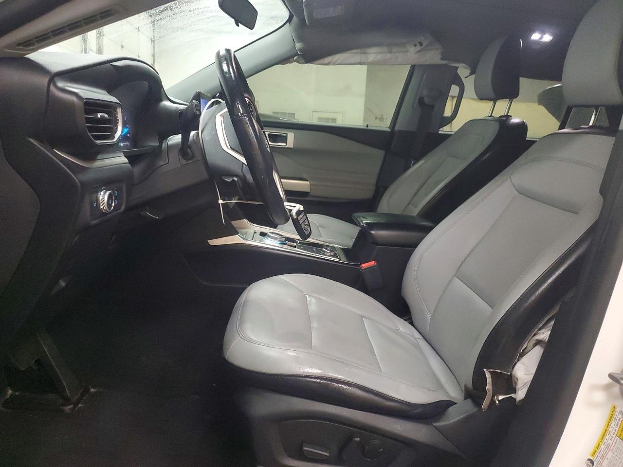 2021 FORD EXPLORER XLT photo 7