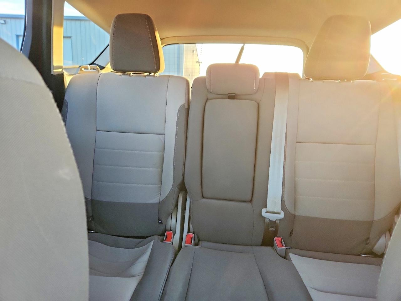 2015 FORD ESCAPE SE photo 10