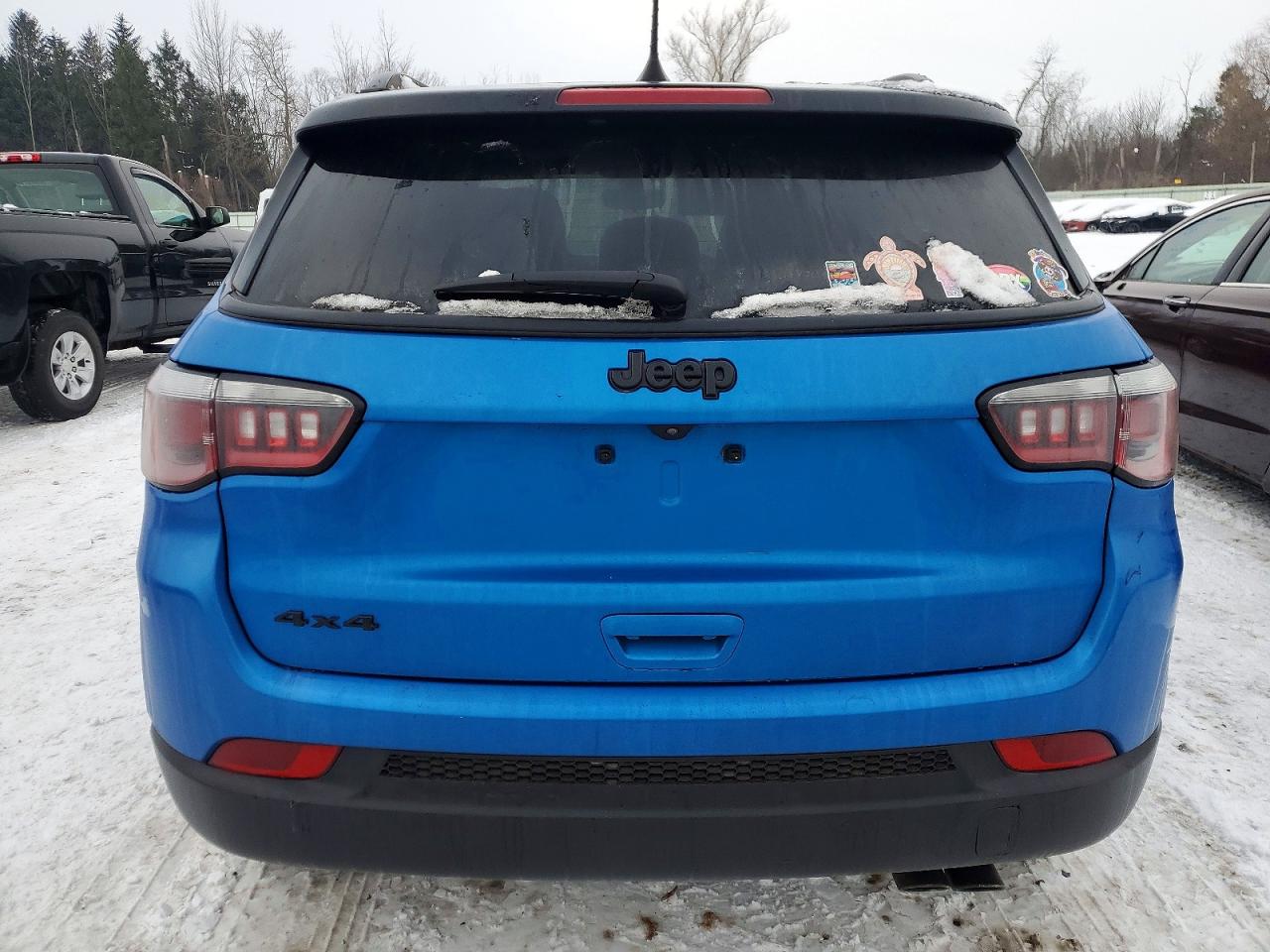 2019 JEEP COMPASS LATITUDE photo 6