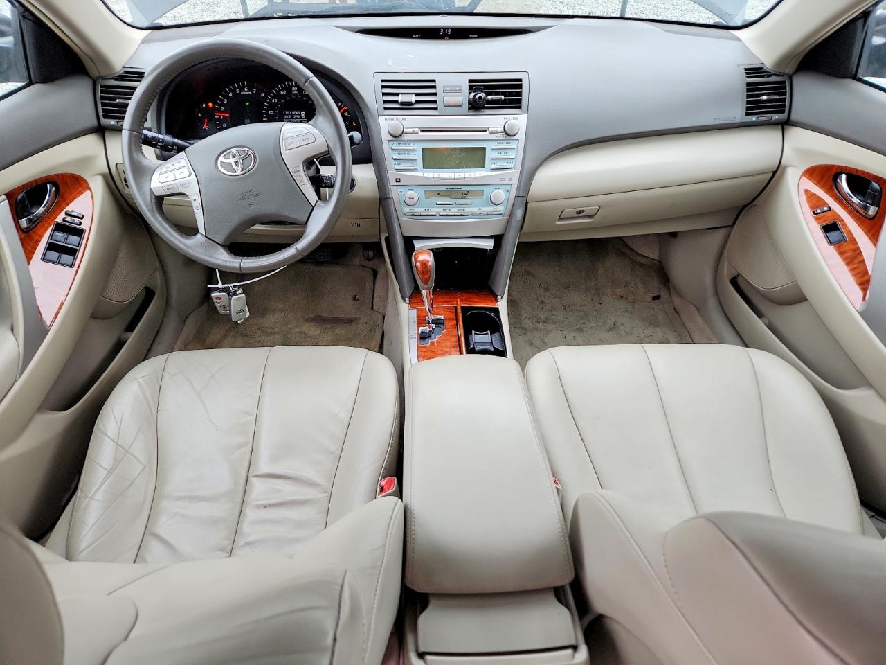 2009 TOYOTA CAMRY SE photo 8