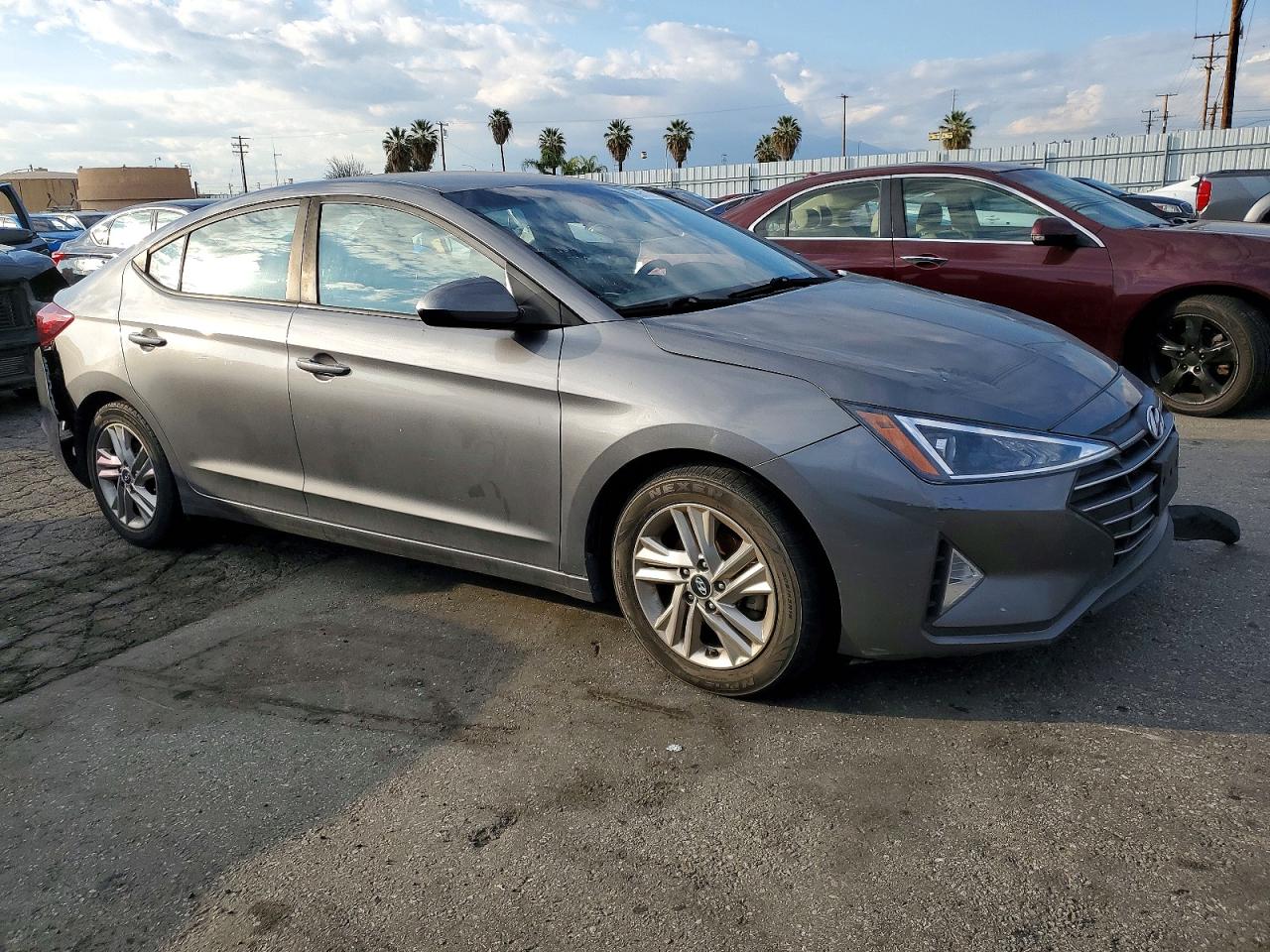 2020 HYUNDAI ELANTRA SEL photo 4