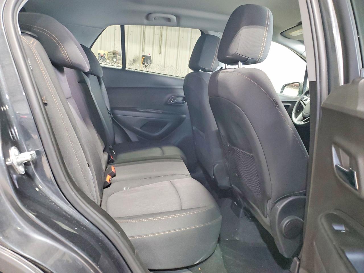 2017 CHEVROLET TRAX 1LT photo 11