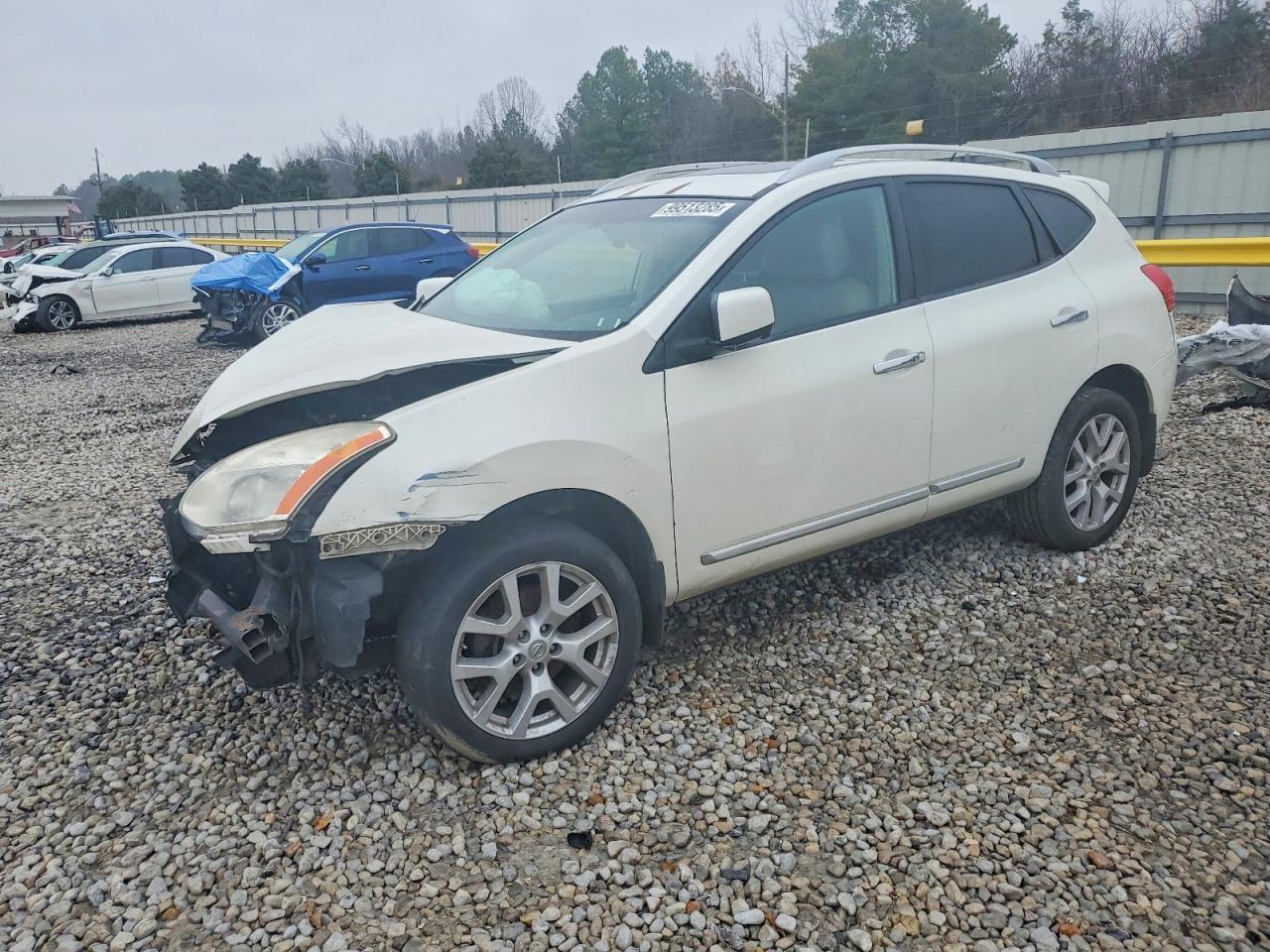 2013 NISSAN ROGUE