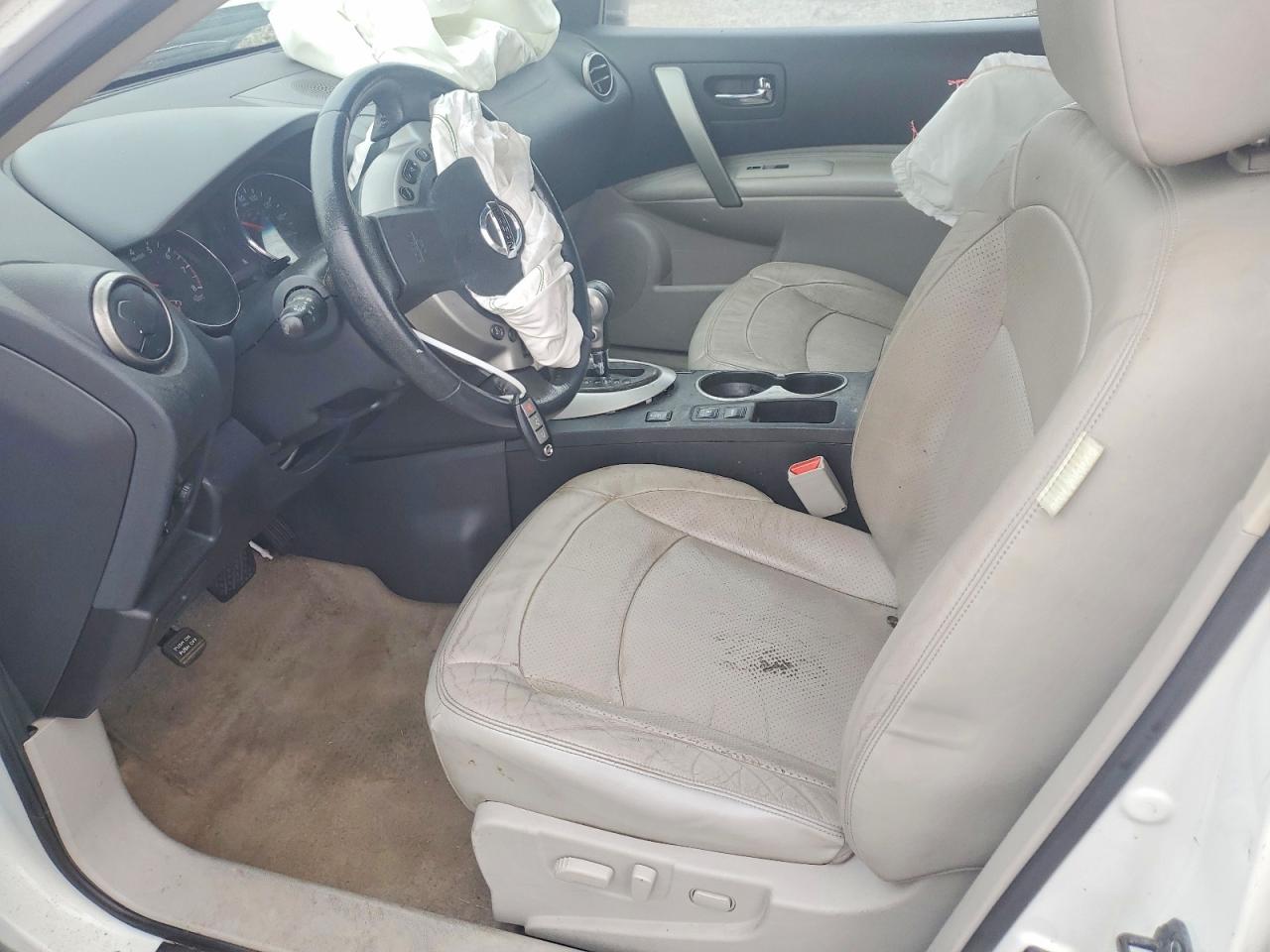 2013 NISSAN ROGUE S photo 7