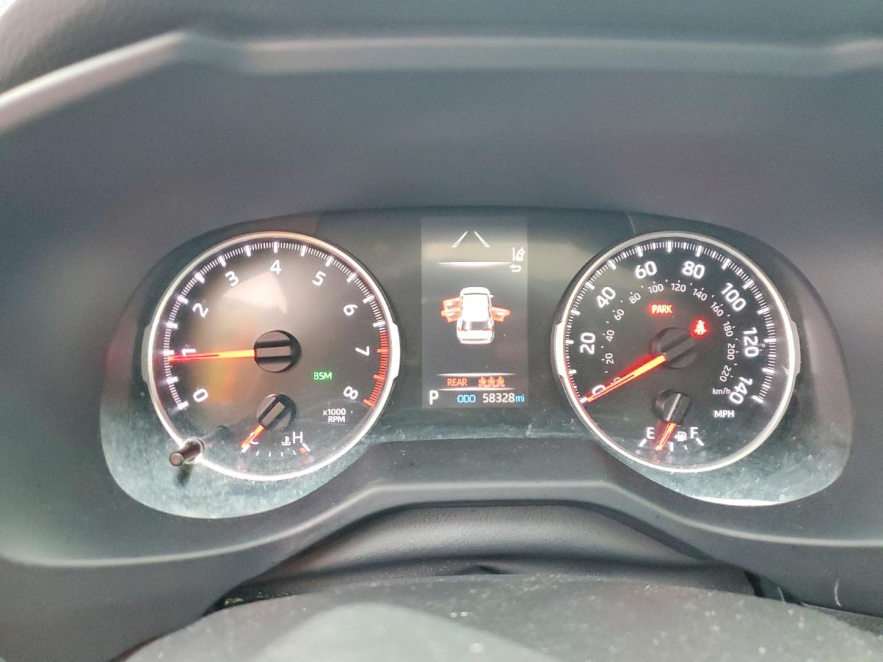 2021 TOYOTA RAV4 XLE photo 9