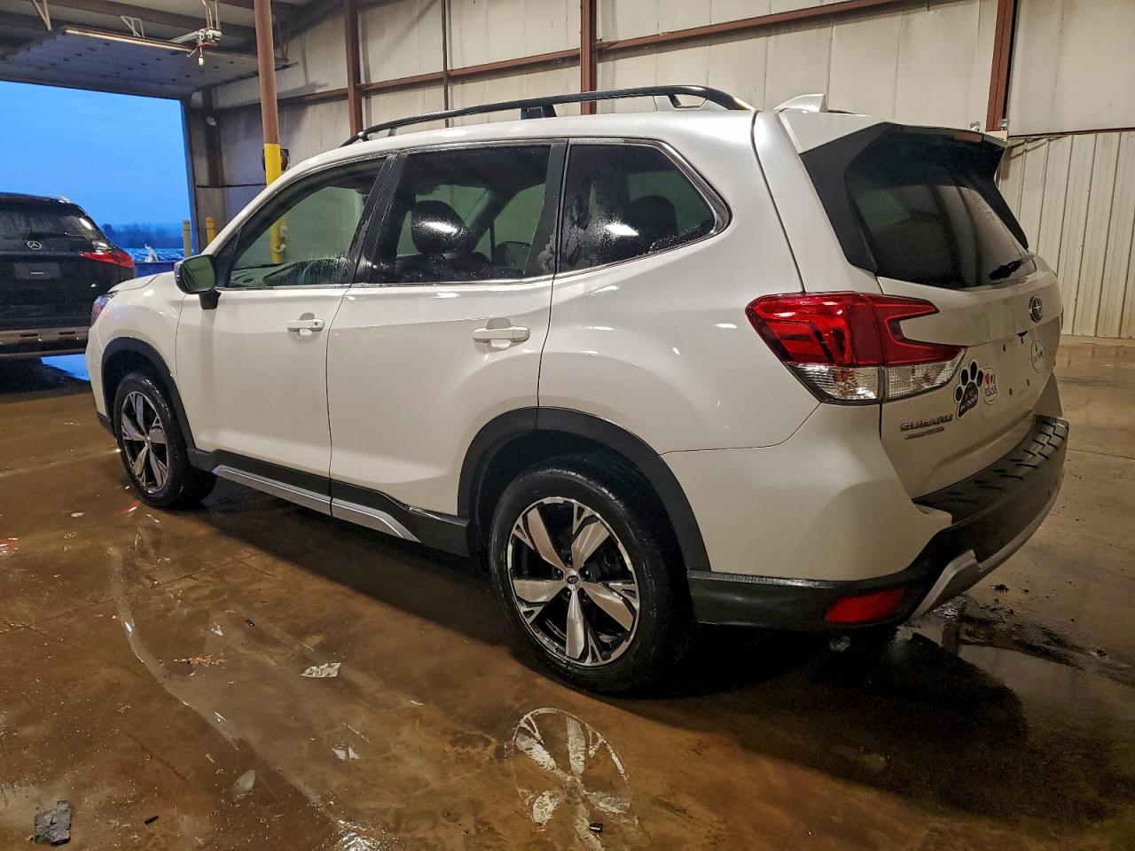 2021 SUBARU FORESTER TOURING photo 2
